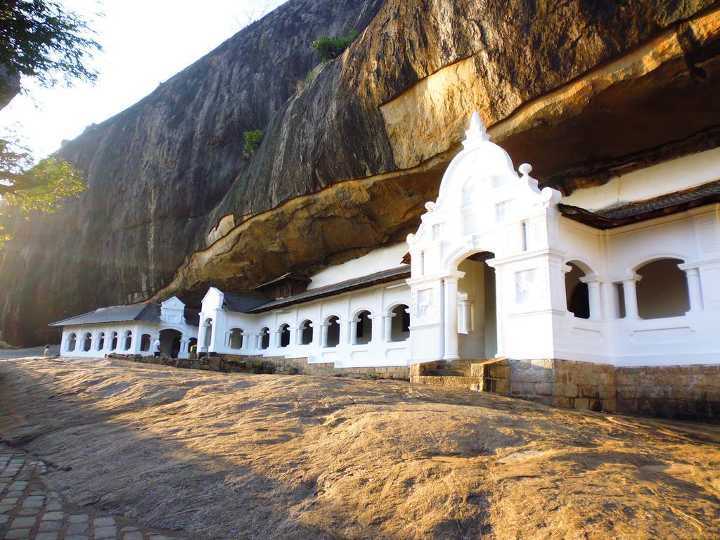 The Nilmini Lodge Sigiriya Exterior foto